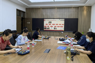 美术学院举办2022级本科生专...